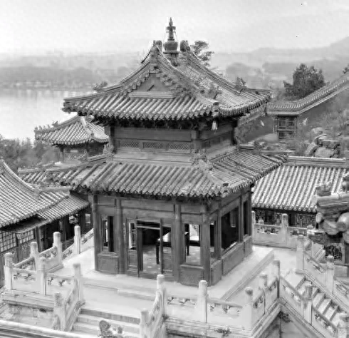 頤和園匾額到底是誰題寫的_頤和園匾額楹聯(lián)解讀_頤和園匾額