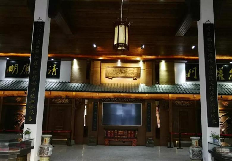 匾額怎么量_天下第一關(guān)匾額朝_啟功題書畫院扁匾額