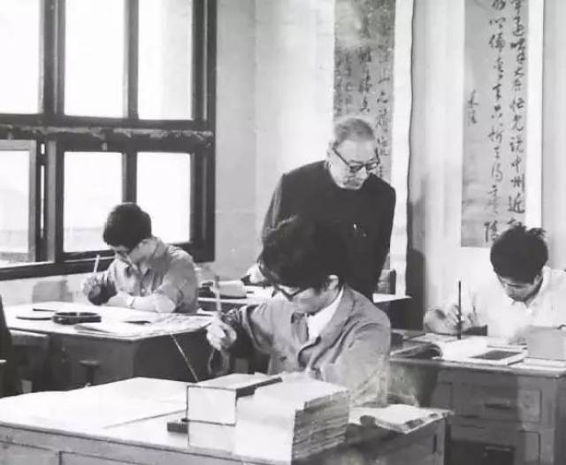 大雄寶匾額_大雄寶殿橫匾_大雄寶殿的匾題什么字