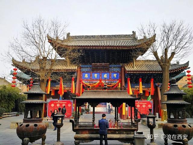 皇乾殿匾額 西安都城隍廟匾額為什么叫“你來(lái)了麼”？你敢念出來(lái)嗎？