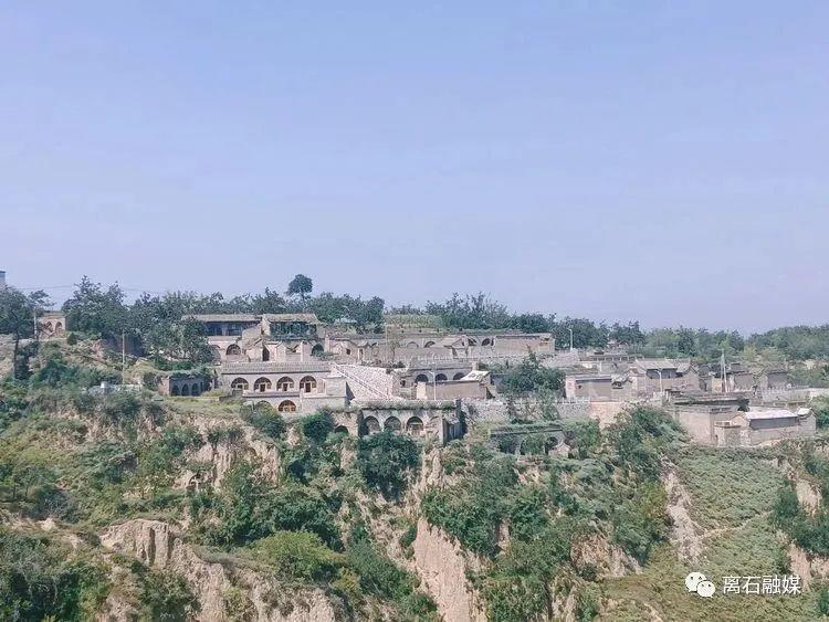 武魁木匾 離石彩家莊：晉商古道上的中國(guó)傳統(tǒng)村落和歷史文化名村
