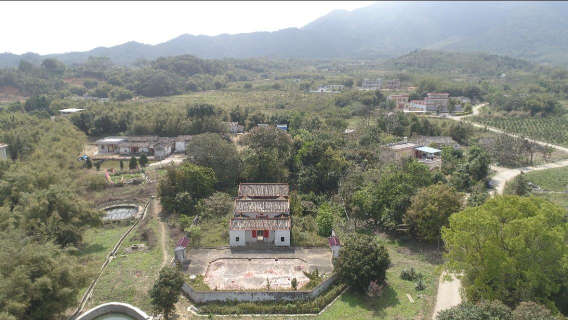 武魁木匾 惠東高潭驚現(xiàn)“武魁”木匾，為清朝兩廣總督張之洞所題