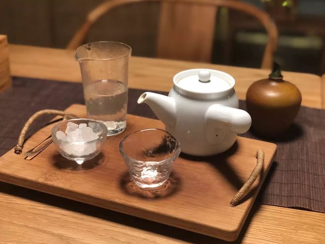 樸素木招牌_招牌用什么木材好_樸素牌子