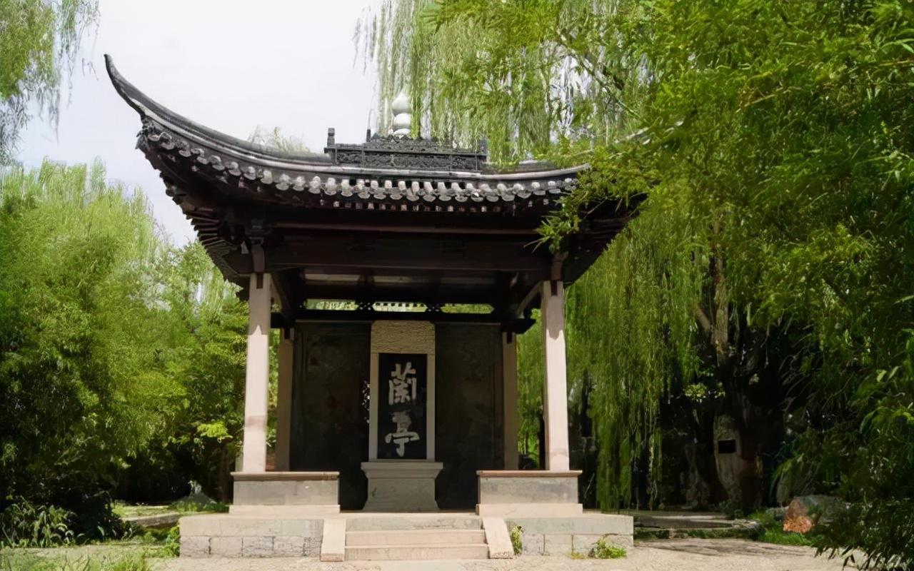 字匾內(nèi)容_匾額字體_匾額的字體