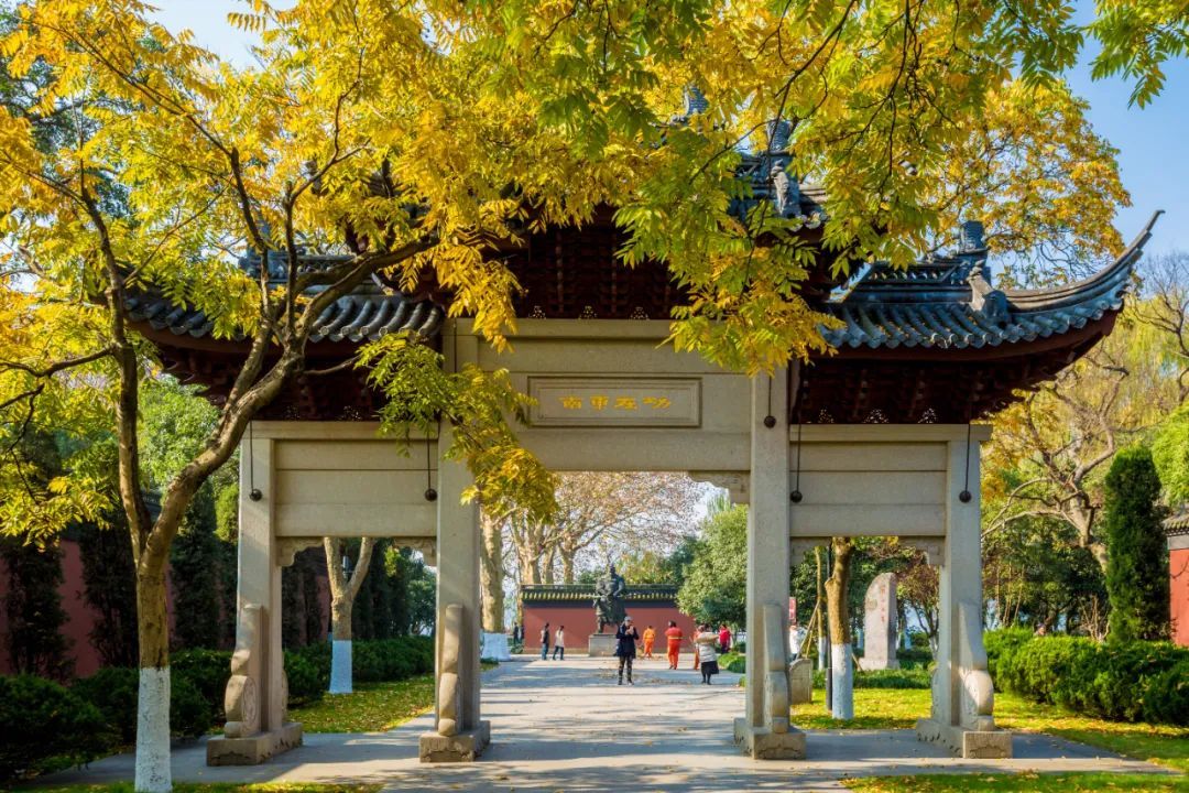 杭州錢(qián)王祠牌坊