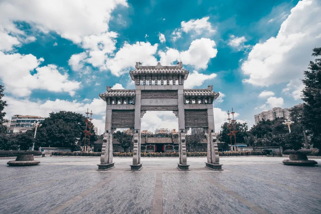 陳家祠牌坊 不出頭牌坊