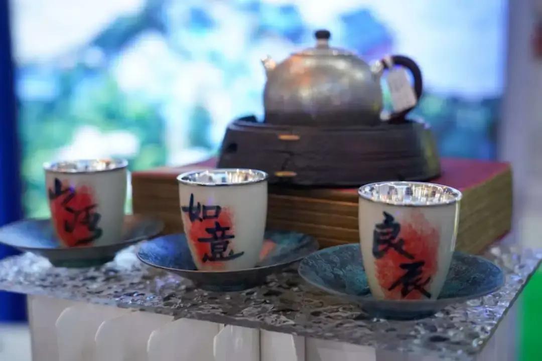 大理特色伴手禮_白族扎染購買_2021大理劍川木雕行業(yè)